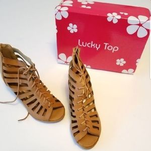 Lucky Top Sandals